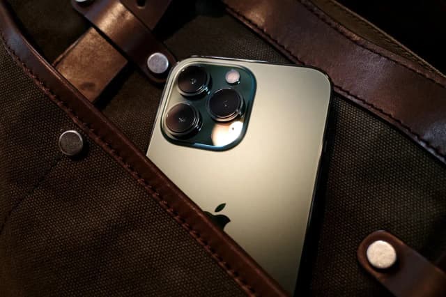 Jak wysuszyć iPhone: skuteczne metody, aby uniknąć uszkodzeń Jak wysuszyć iPhone: skuteczne metody, aby uniknąć uszkodzeń