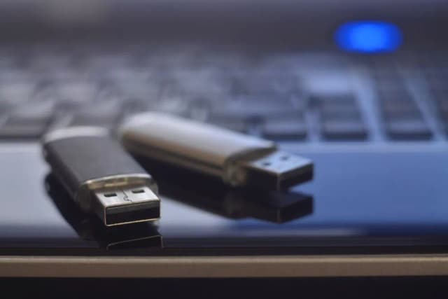 Jak zapisać plik na pendrive i uniknąć utraty danych Jak zapisać plik na pendrive i uniknąć utraty danych