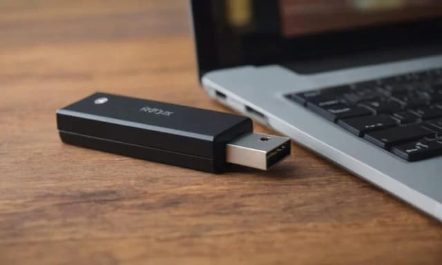 Pendrive – do czego służy i jak może ułatwić Twoje życie Pendrive – do czego służy i jak może ułatwić Twoje życie