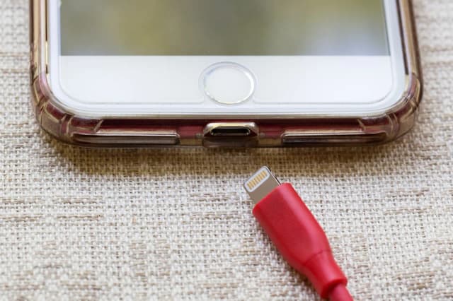 Jaki kabel do iPhone 11? Wybierz najlepszy kabel do ładowania i danych Jaki kabel do iPhone 11? Wybierz najlepszy kabel do ładowania i danych