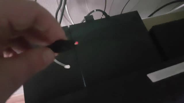 Jak podłączyć kabel optyczny, by uniknąć problemów z dźwiękiem? Jak podłączyć kabel optyczny, by uniknąć problemów z dźwiękiem?