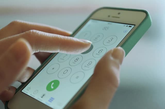Jak zastrzec numer na iPhone i ukryć swoją prywatność podczas rozmów Jak zastrzec numer na iPhone i ukryć swoją prywatność podczas rozmów