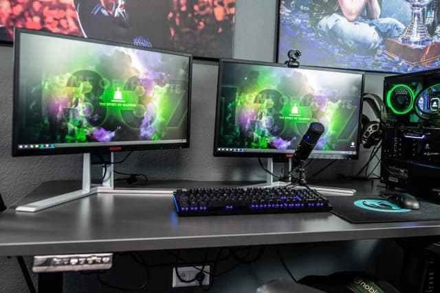 Jaki monitor 144Hz wybrać, aby uniknąć zacinania w grach? Jaki monitor 144Hz wybrać, aby uniknąć zacinania w grach?